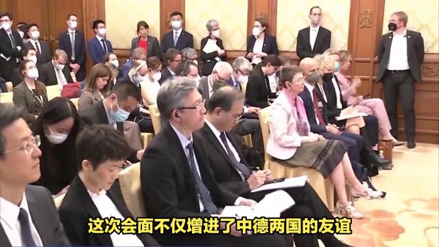 李鸿章拜访德国铁血宰相,俾斯麦送烟斗表友好