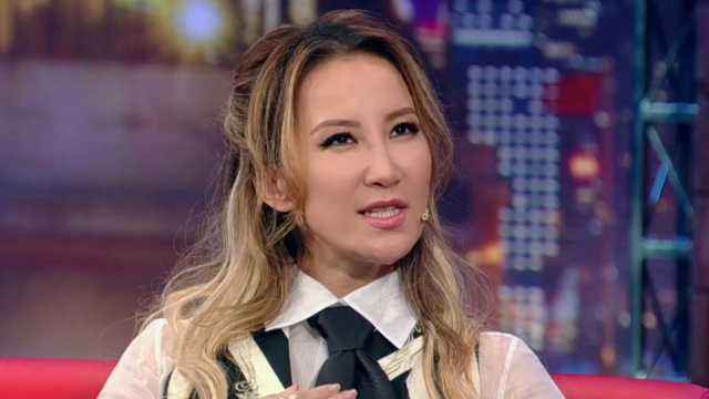 李玟多少岁去美国 c35226g6w9y_hz.jpg