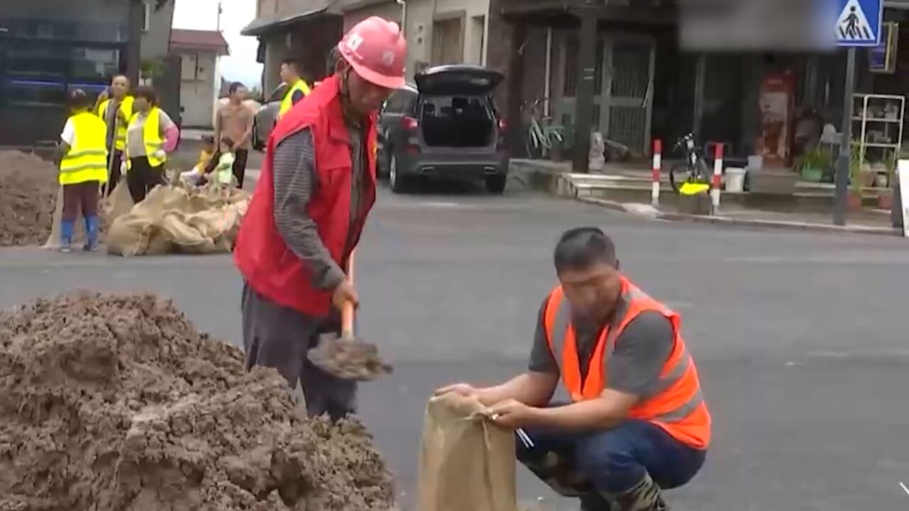 浙江三门:严阵以待,应对台风“卡努”