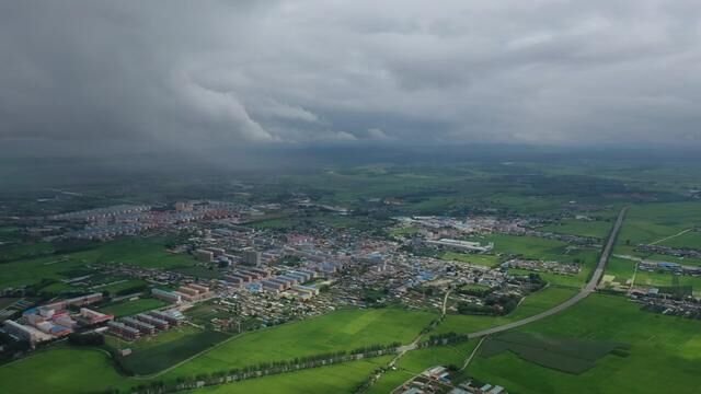 山河镇大水稳住了,五常市山河镇洪水后的状况全景视频#黑龙江五常洪水 #五常大米产地遭洪水侵袭