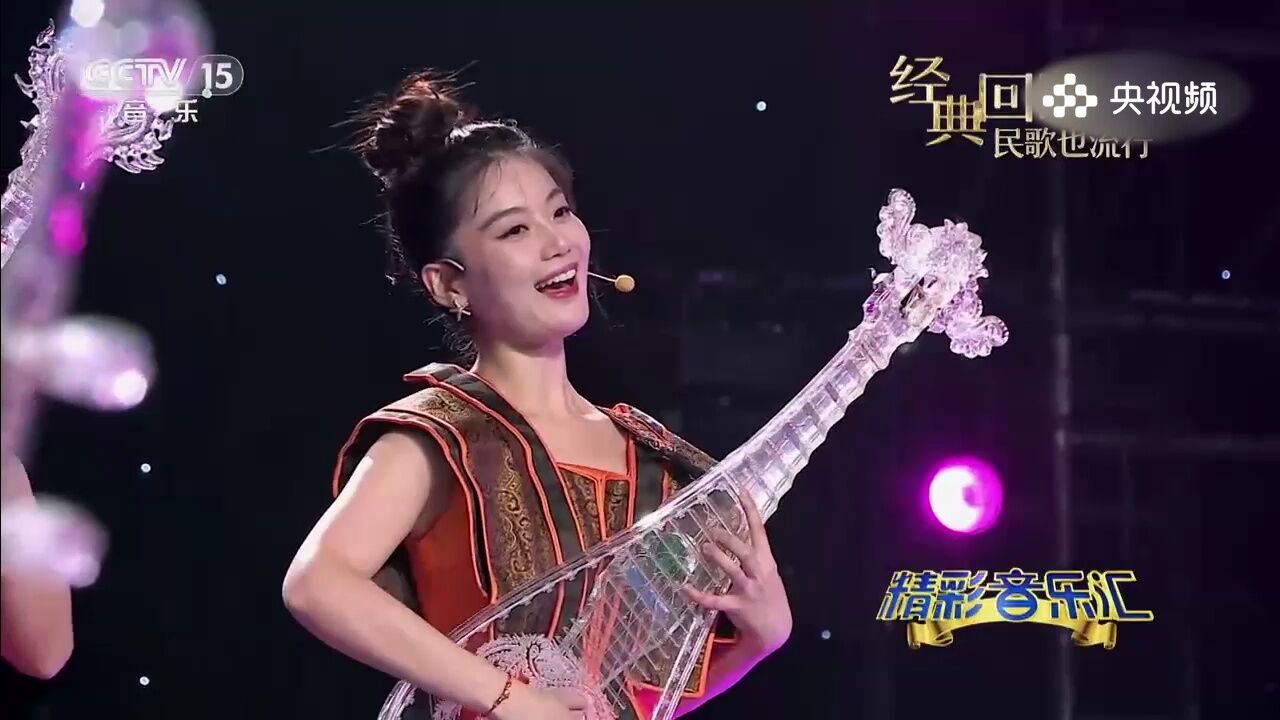 精彩音乐汇:女子水晶乐坊演奏《相思之红豆生南国》,才女真佳人