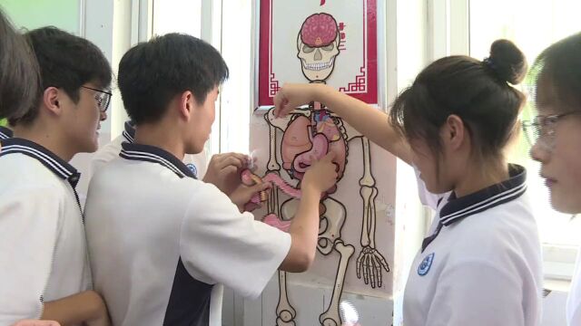 【视频】大学生科普志愿服务走进陈州高级中学