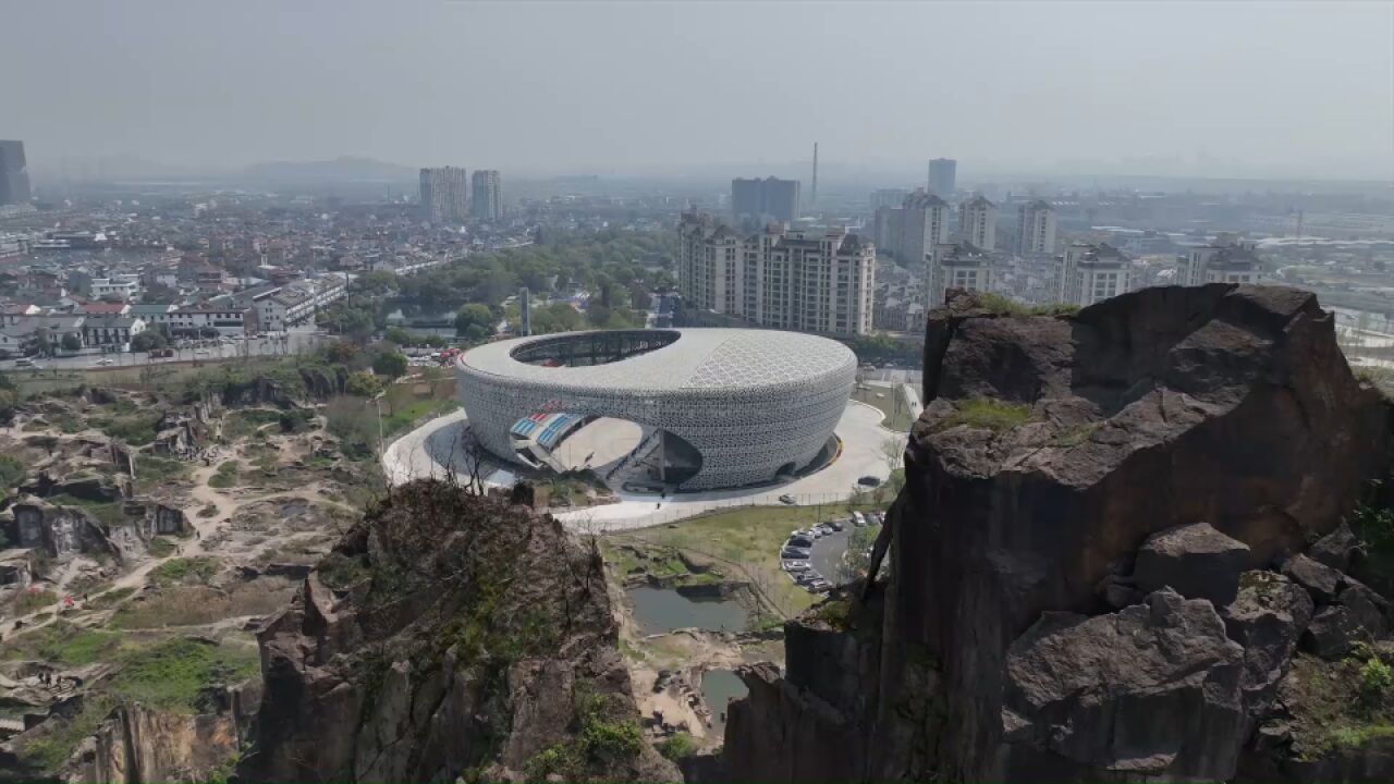 从废弃矿坑变身亚运场馆 探访千年矿山里的亚运赛场