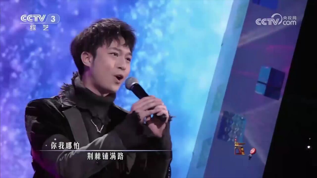 何乾梁深情演唱歌曲《朋友》,动感的旋律,唤起了青春的回忆