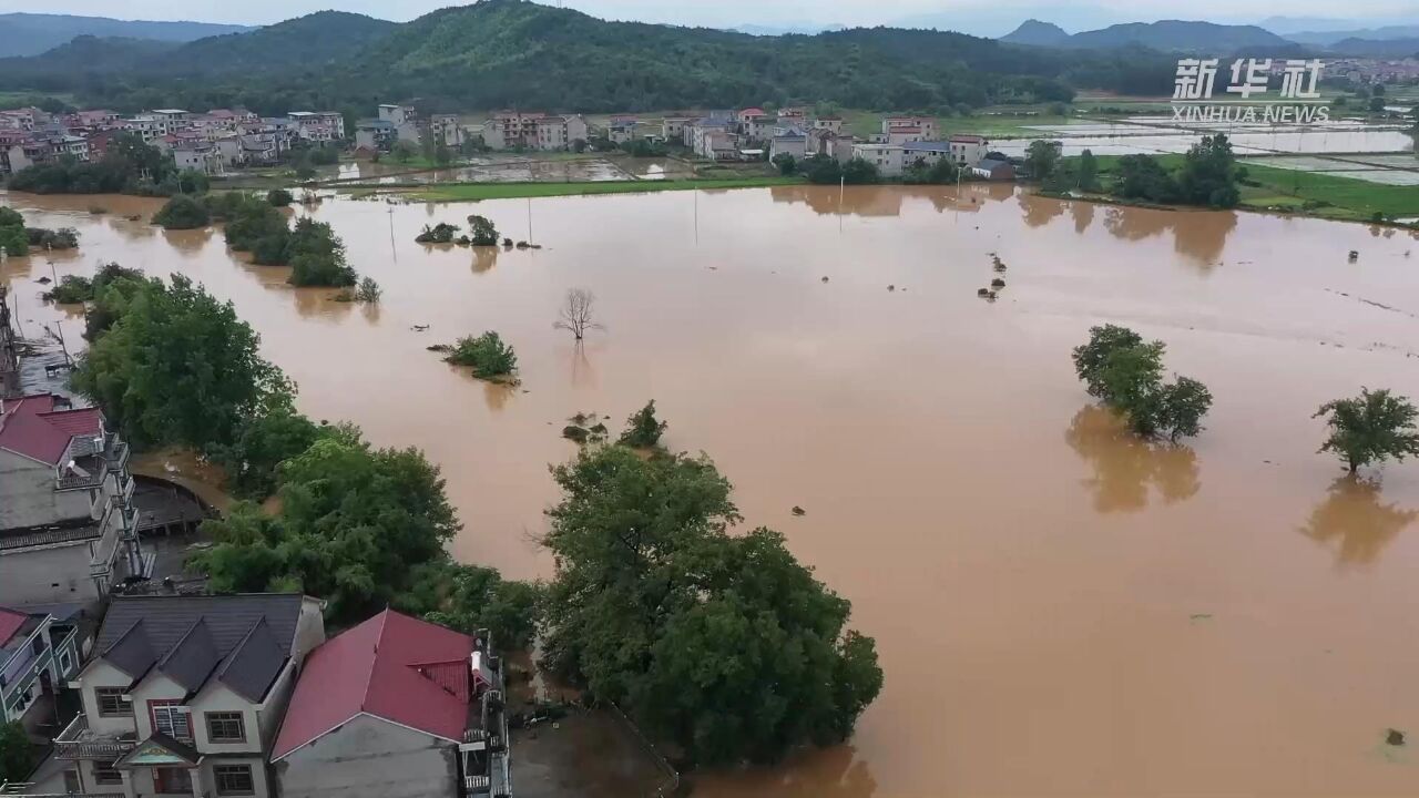 江西乐平:强降雨致8500余人受灾 当地紧急开展救助工作