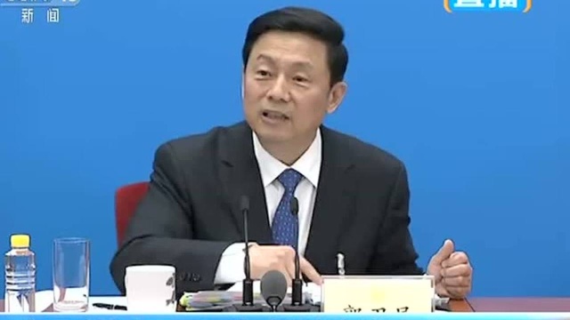 政协发言人:撤销束昱辉等3名委员资格 责令学诚杜江涛辞去委员