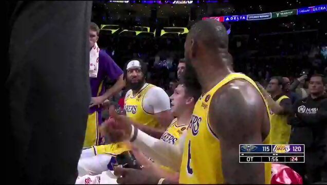 NBA常规赛：鹈鹕vs湖人加时赛中文解说回放