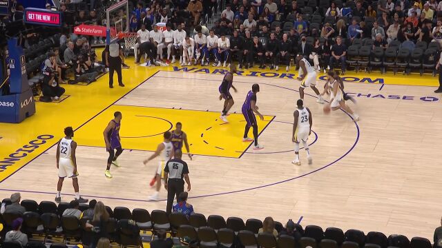 NBA常规赛：湖人vs勇士第3节英文原声回放