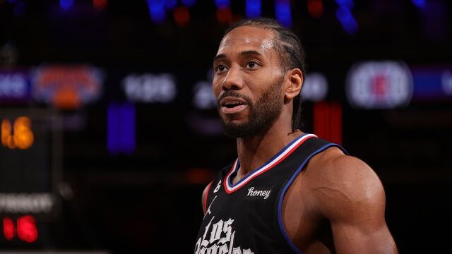 莱昂纳德vs尼克斯集锦 全场35+5高效进攻率队取胜