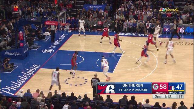 一个掩护果断干拔 莱昂纳德三分张手就有百步穿杨