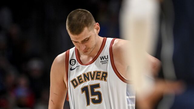 约基奇vs独行侠集锦 14+13+10三双数据串联全队