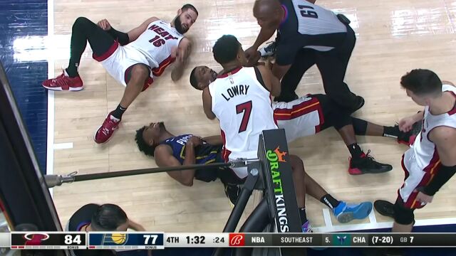 NBA常规赛：热火vs步行者 第4节中文解说回放