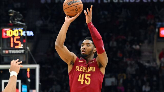 米切尔vs马刺集锦 狂砍41分本赛季第6次40+