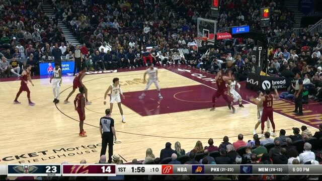 内线一柱擎天！莫布利一扣一帽攻防制霸