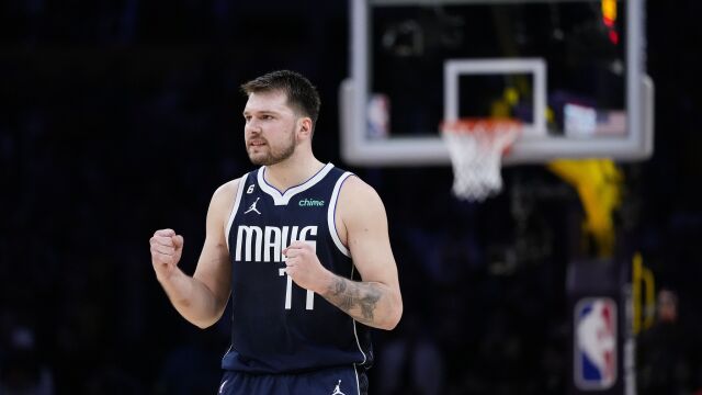 杀人诛心！东契奇面对湖人的比赛已经取得6连胜