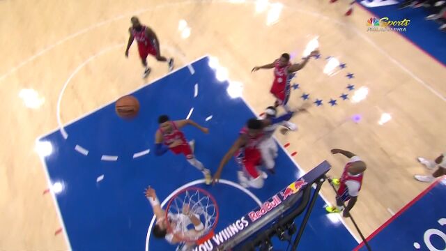 雷吉假突真传喂大饼！祖巴茨篮下旱地拔葱打成2+1