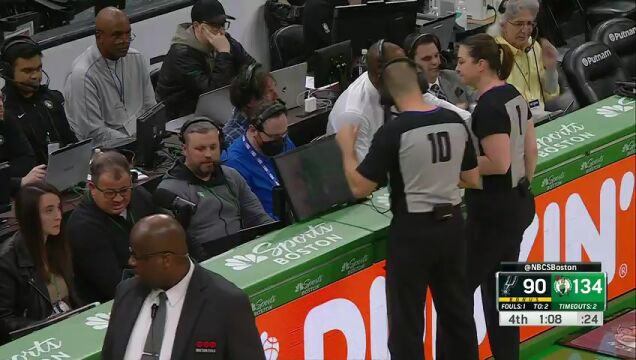 马刺vs凯尔特人第4节英文原声回放