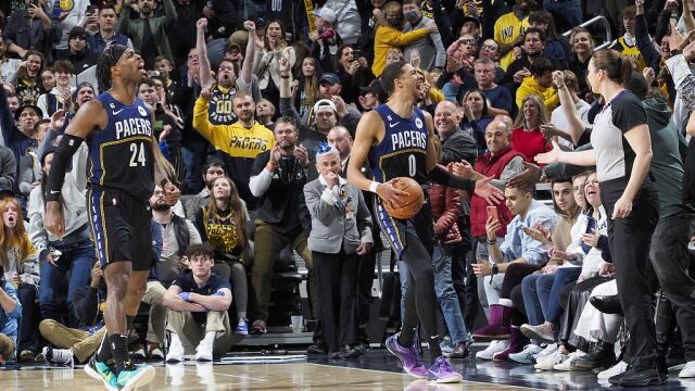 快船130-131步行者 乔治空砍45分步行者末节险胜快船