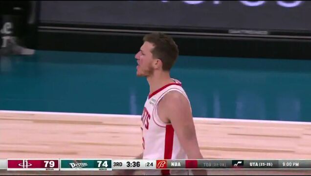 NBA常规赛：火箭vs活塞第3节 中文解说回放