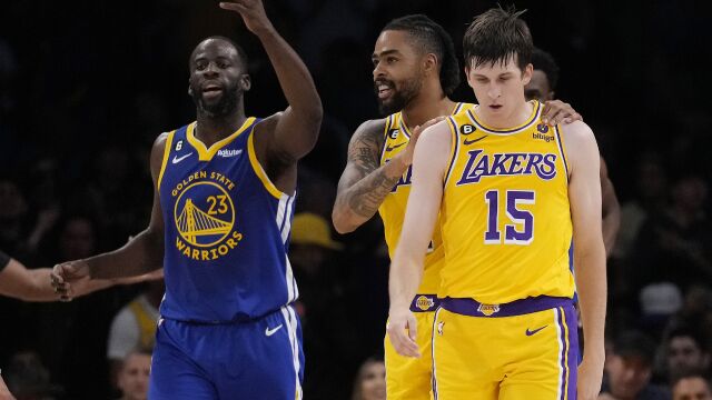 加冕洛杉矶新王 里夫斯超远压哨三分手起刀落