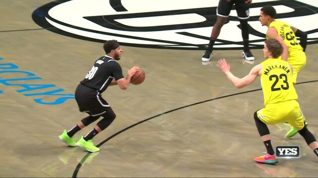 教科书般小打大！小库里极限撤步长两分无视防守