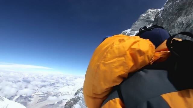 集体攀登雪山,这场面太壮观了