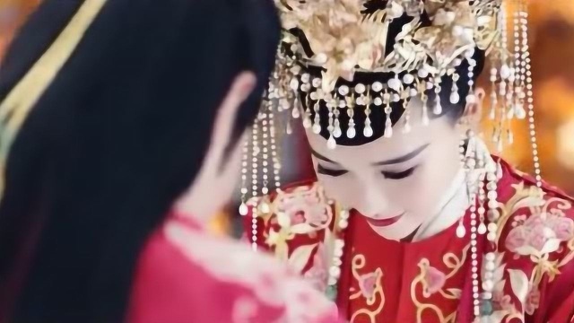 李未央和拓跋浚大婚之日,李未央身穿凤服惊艳全场,太美了