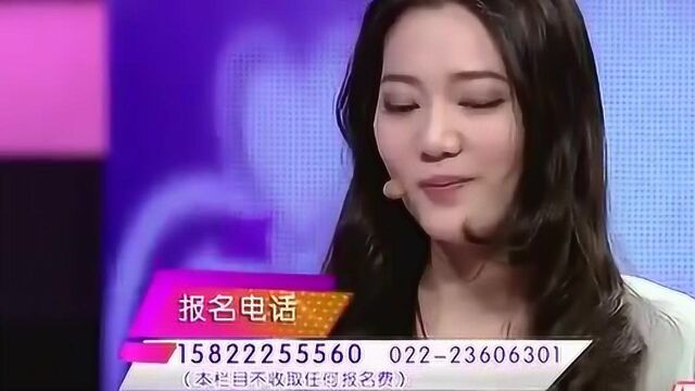 美女舞蹈室表演劈叉,简直太厉害了,网友:这腿我能玩一年!