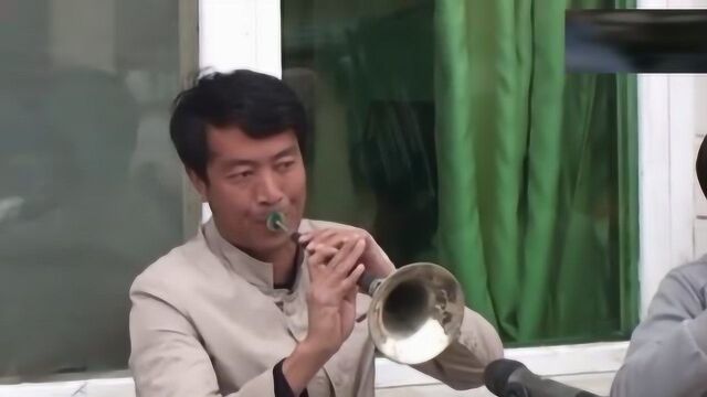 农村白事乐队精彩唢呐演奏,大哥技术太6了