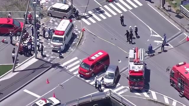 汽车撞入日本保育园队伍 2人死亡多名儿童受伤