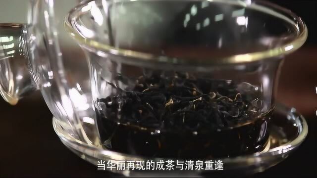 新鲜的枇杷茶叶中,富含多酚氧化酶,高温能破坏氧化酶活性