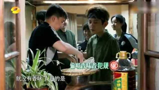 喜欢吃冷面的人不要错过,让复杂的冷面变的简单