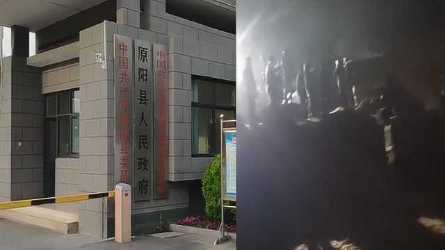 应急部门回应河南被埋儿童搜救细节:官方数百人到场 现场只一台挖掘机作业