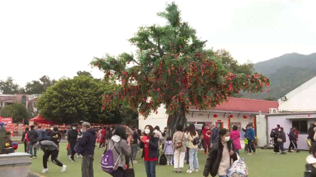 祈福迎新 香港许愿节活动“人气”爆棚