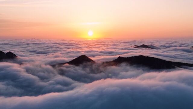 美出天际!山东烟台昆嵛山云海日出宛若仙境