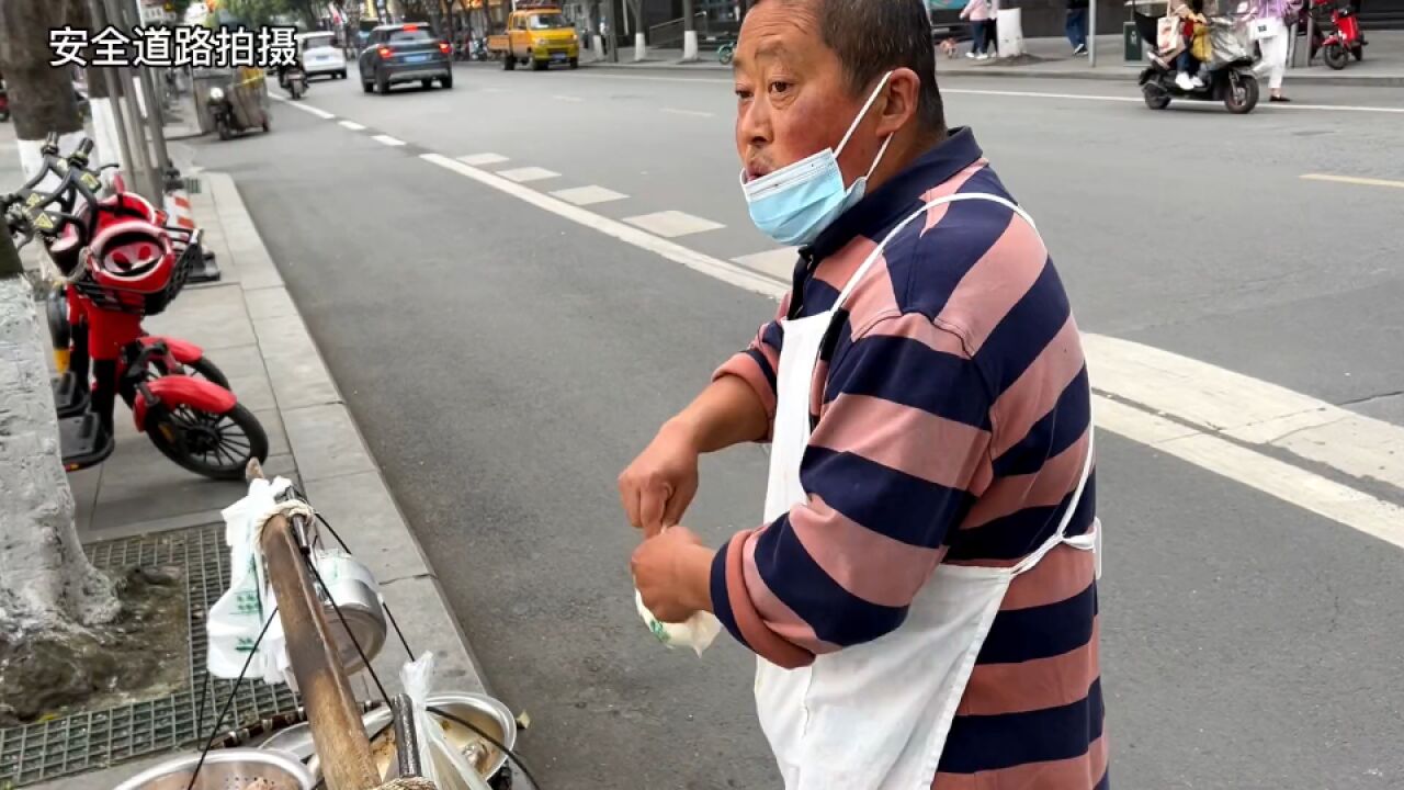 成都温江“王鸡肉”,鸡肉60一斤,几十年不涨价,“别处买不到”