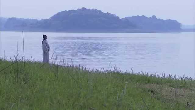 男子看海,心上人在何方,每一个眼神都在演戏