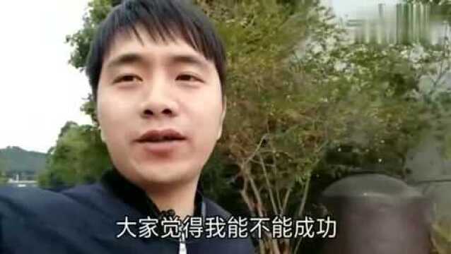 工厂靓仔全年无休假月薪8300,老板又给加工资,究竟为什么呢