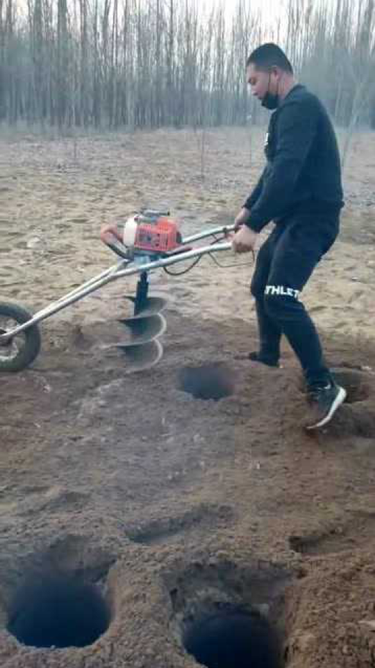 钻地旋风机，种树挖坑，再也不用手动了！