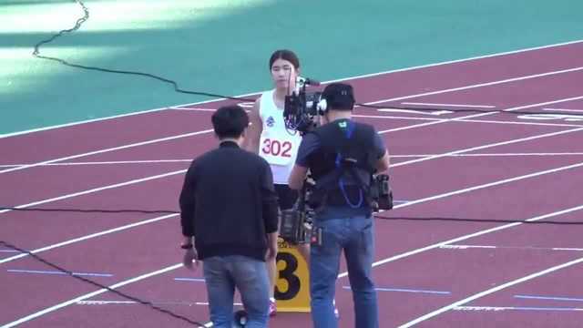 经典回顾:韩国最厉害的女大学生跑4x100米接力,里面也有假小子哟!