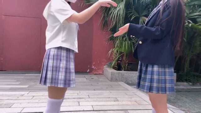 jk制服:#jk日常 没有DK但有姐妹呀