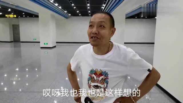 河南去常州恐龙园玩,说有钱了以后把它买下来!