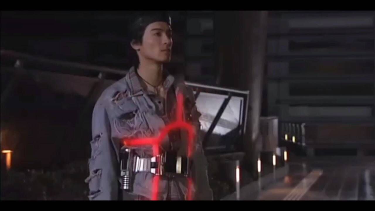 假面骑士555第七话下在巧爷失去faiz装备之后居然被他得到了