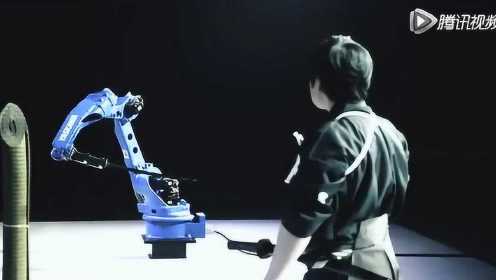 安川机器人VS无出其右的当代第一快刀手，这结局太离谱了…