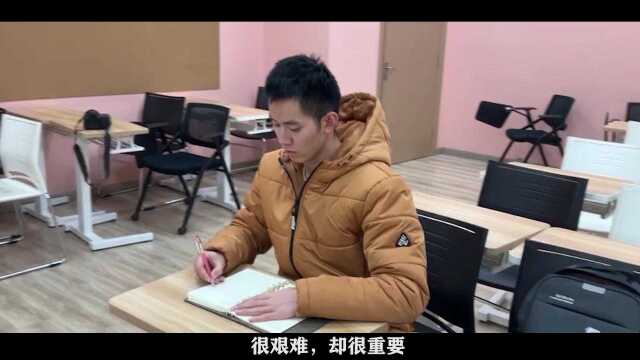 脱下白衣穿上军装 无悔奉献别样青春