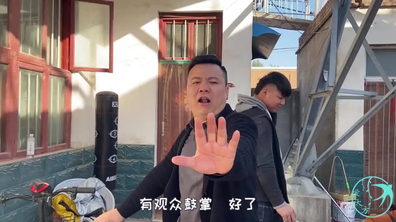 婆婆家晨晨二岗不在家,大方化身种蒜能手,媳妇,气质出来了