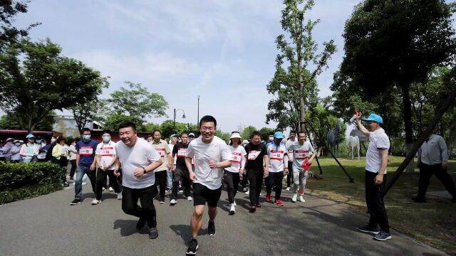 中国石油湖北销售公司机关健步走活动