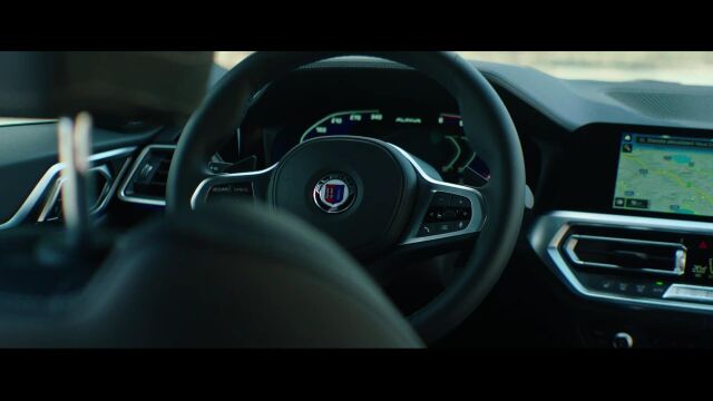 BMW ALPINA D4 S Gran Coup㩠– TAILORED TRAVELLER