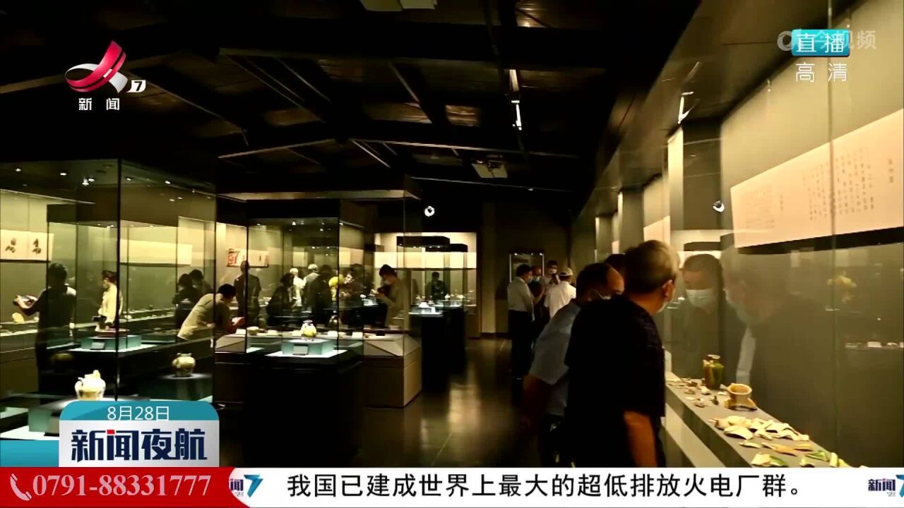 河南郑州:“唐三彩窑产品比较展”开展