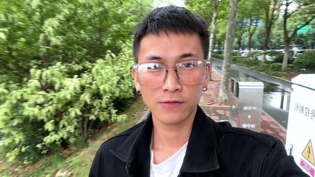 今天分享一下什么叫做“跑分”#日常vlog 希望大家不要出借涉及个人隐私的物品:手机卡、银行卡、身份证以及实名过的APP